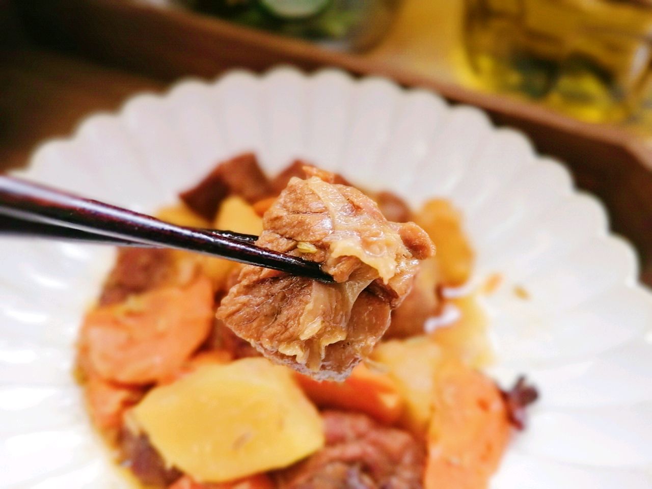 凭“食”力守护爱 ——酱焖牛肉
