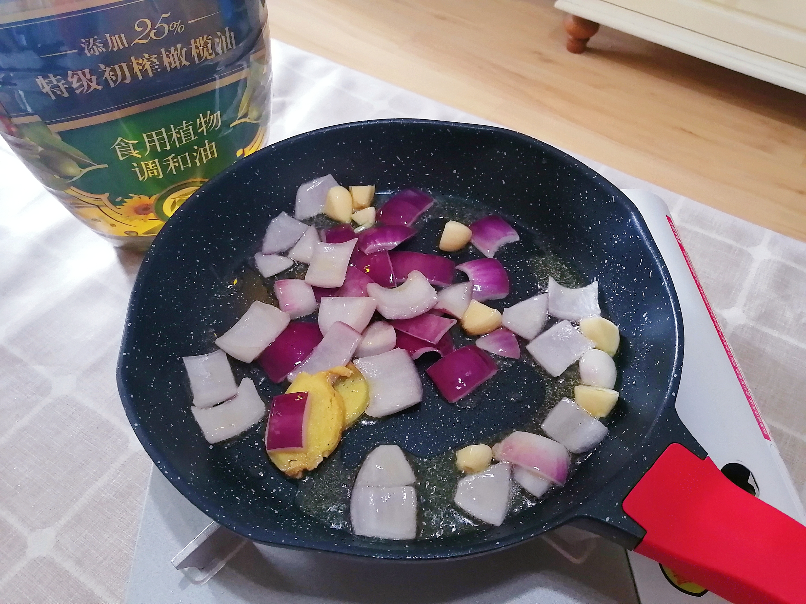 凭“食”力守护爱 ——酱焖牛肉