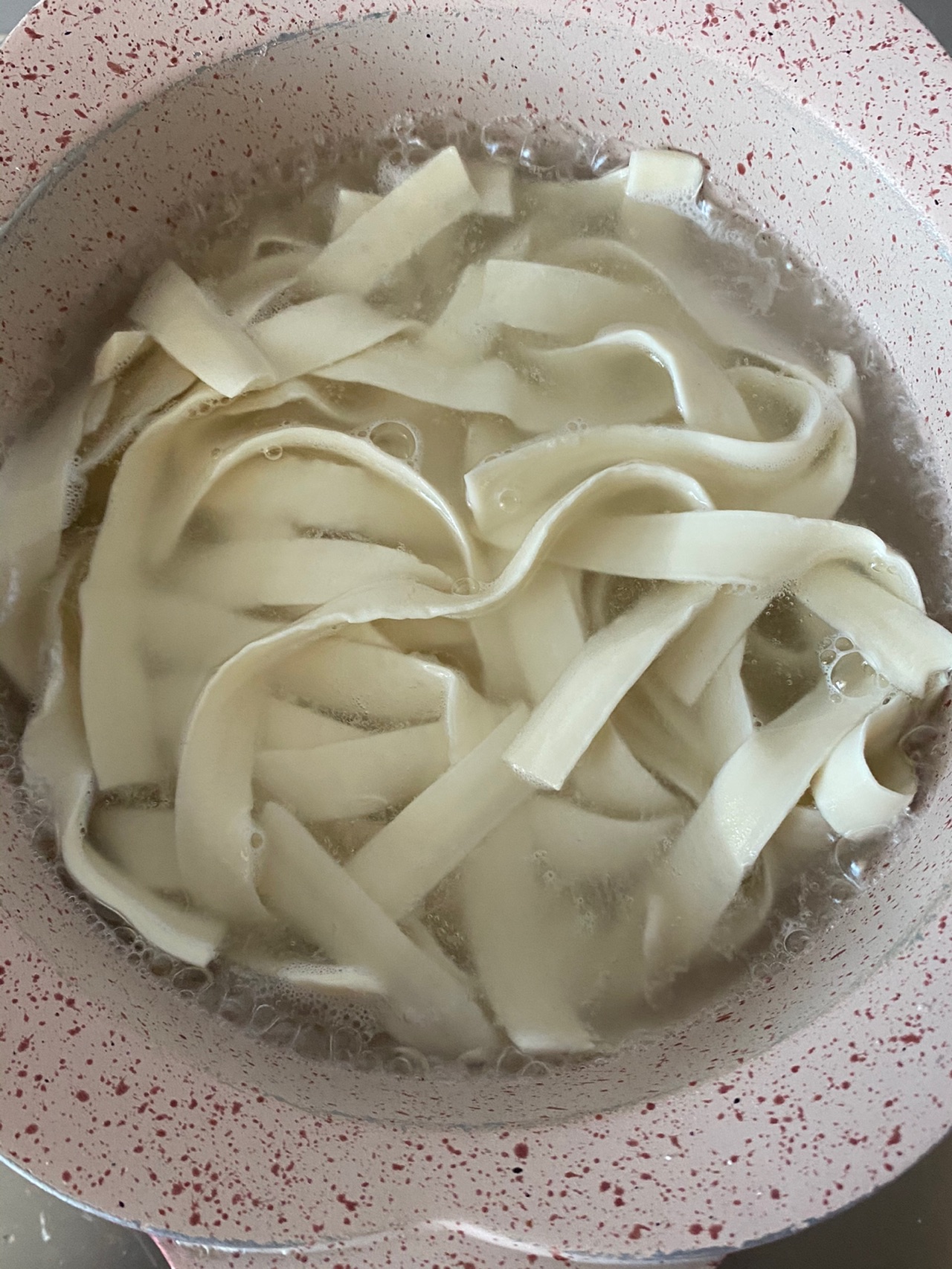 泼油面