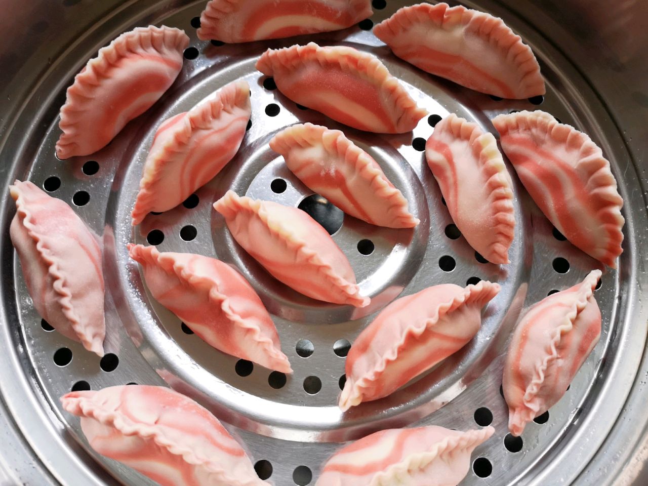 荠菜大蒸饺