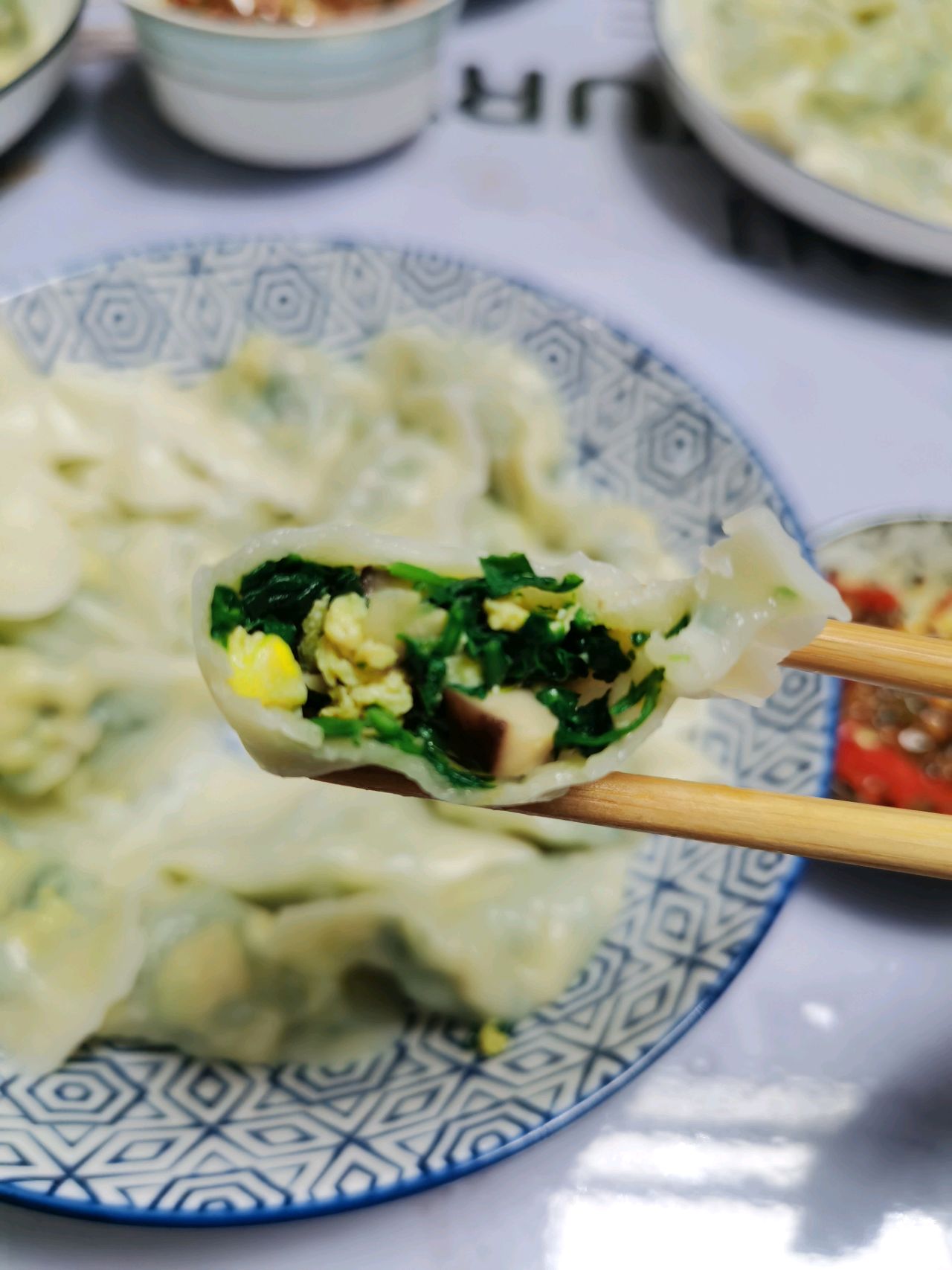 荠菜鸡蛋饺子