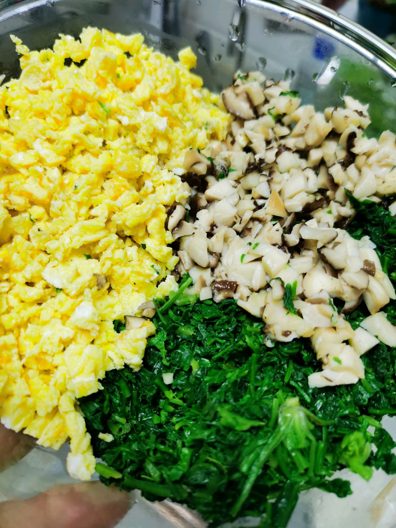 荠菜鸡蛋饺子