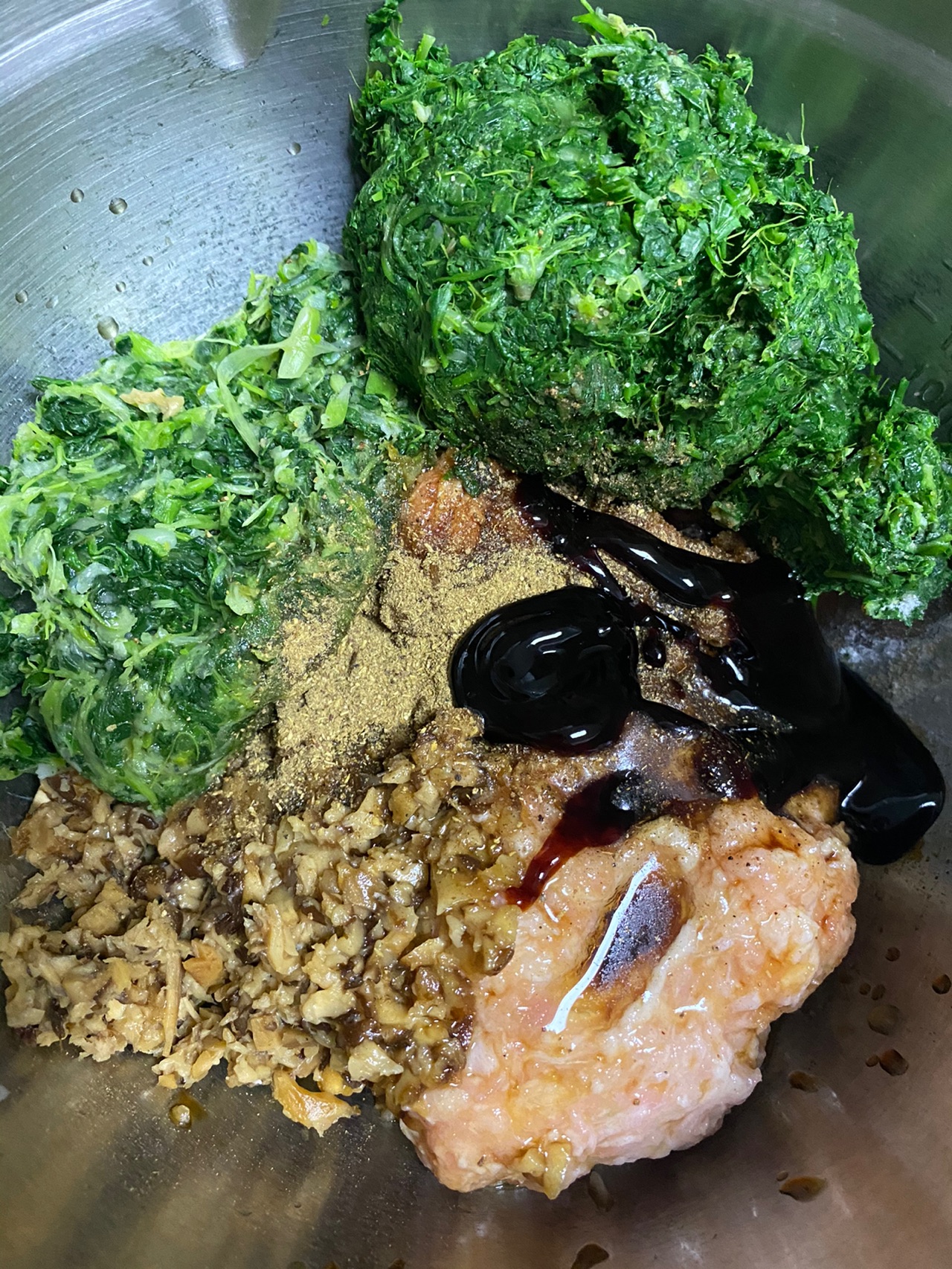 荠菜肉包子