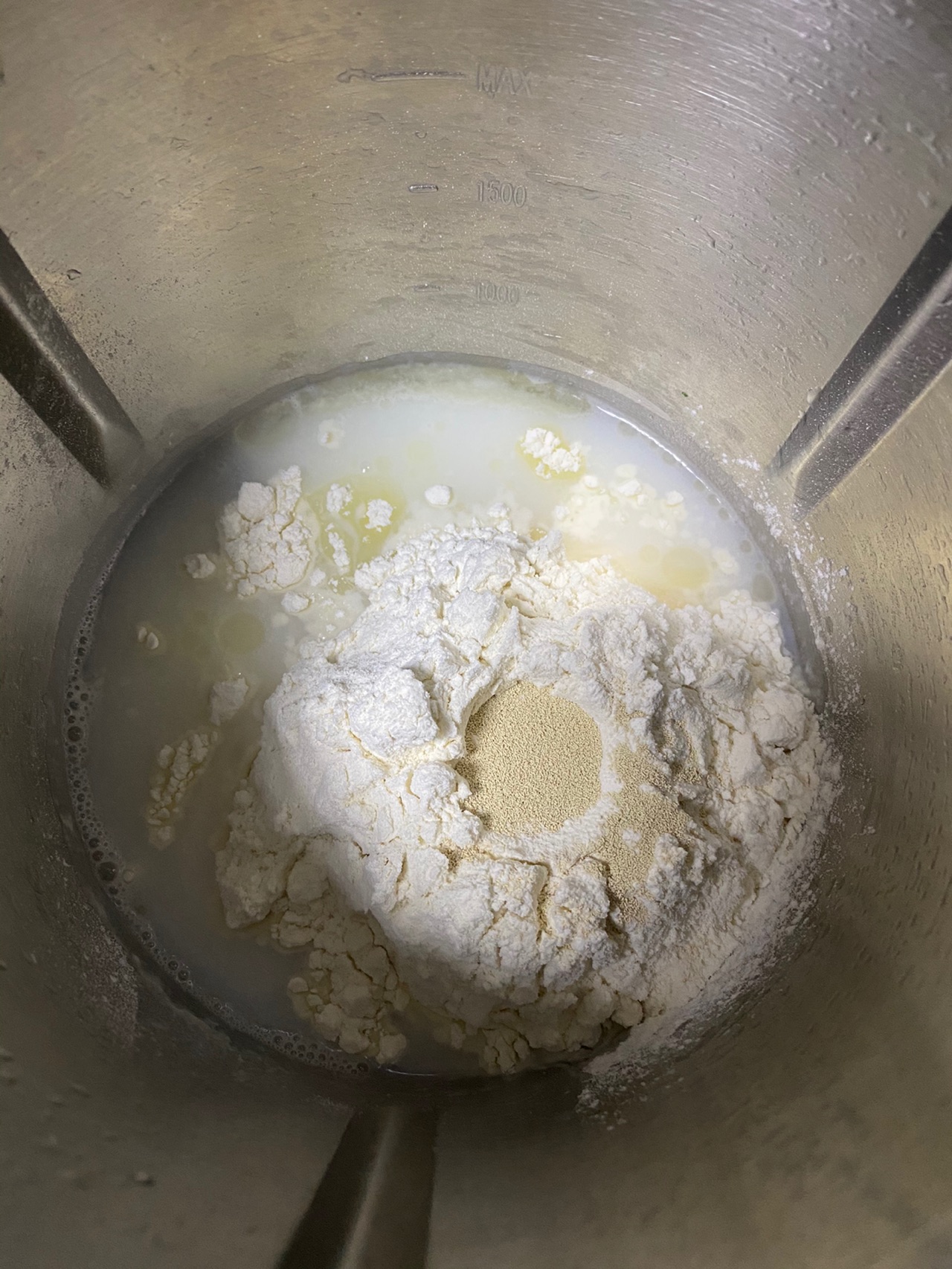 荠菜肉包子