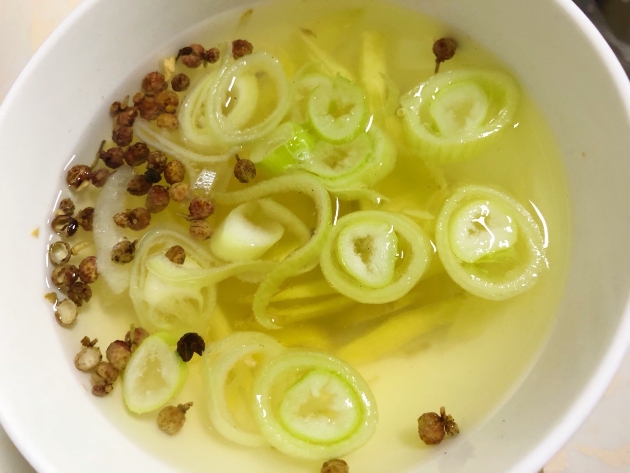荠菜鲜肉饺子