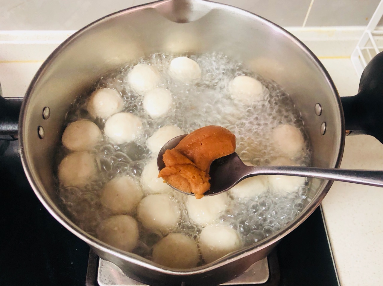 荠菜鱼丸汤