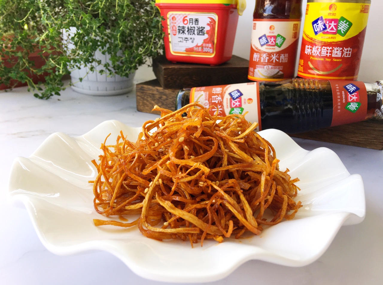 【奇味鲍菇丝】