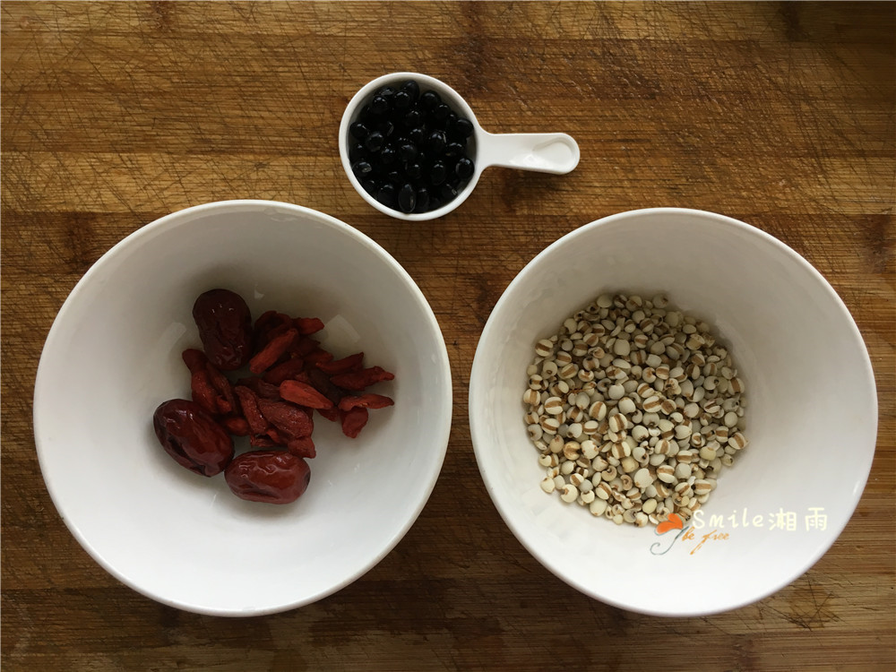 杞枣薏米豆浆
