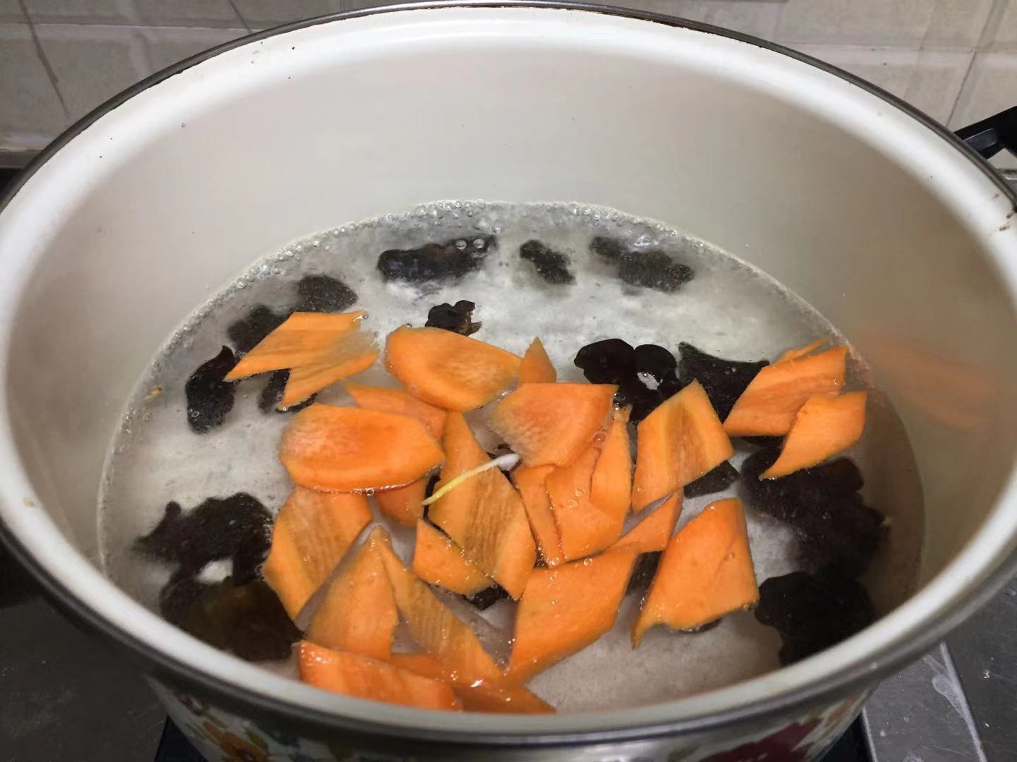 炝拌时蔬全家福