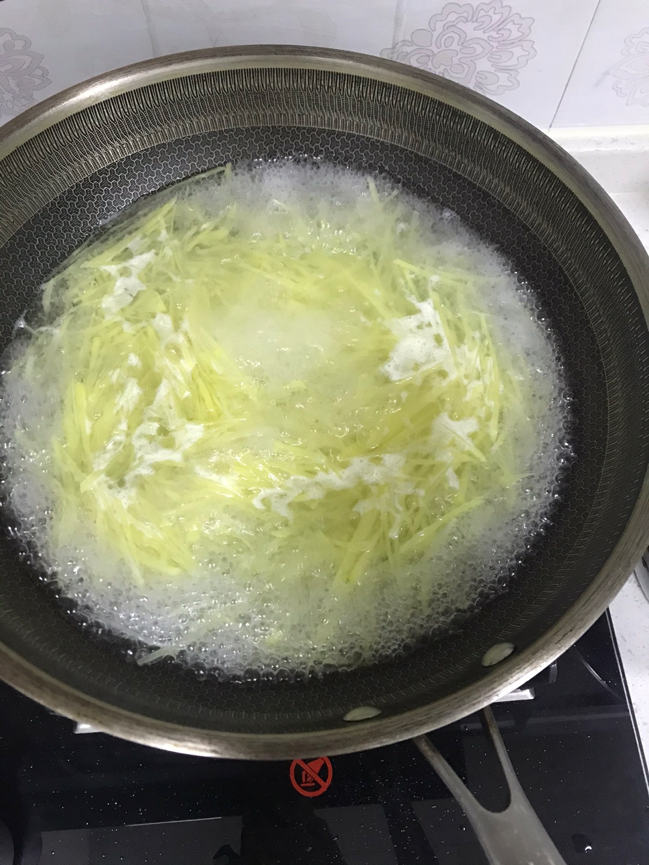 炝拌土豆丝
