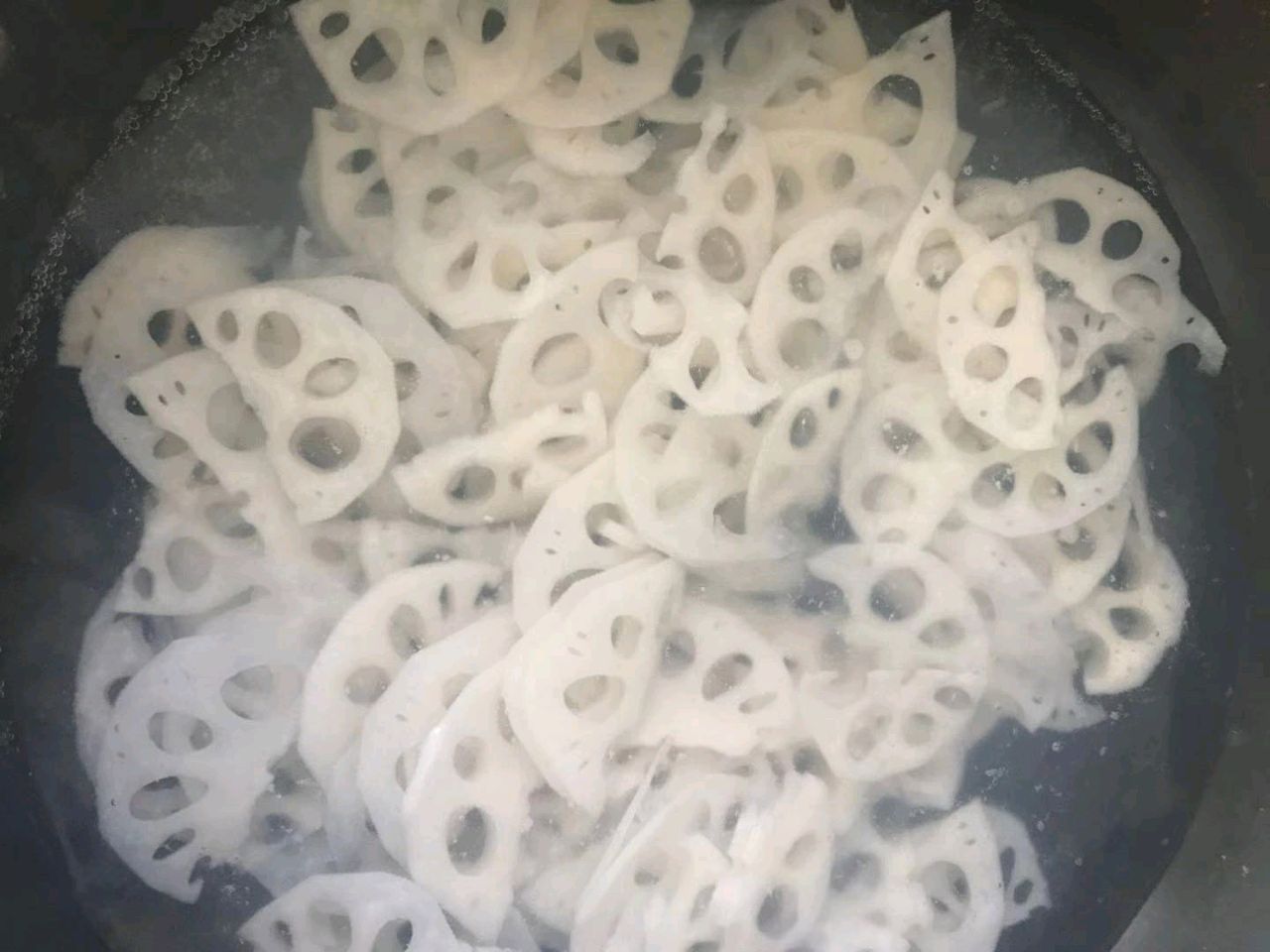 炝炒藕片
