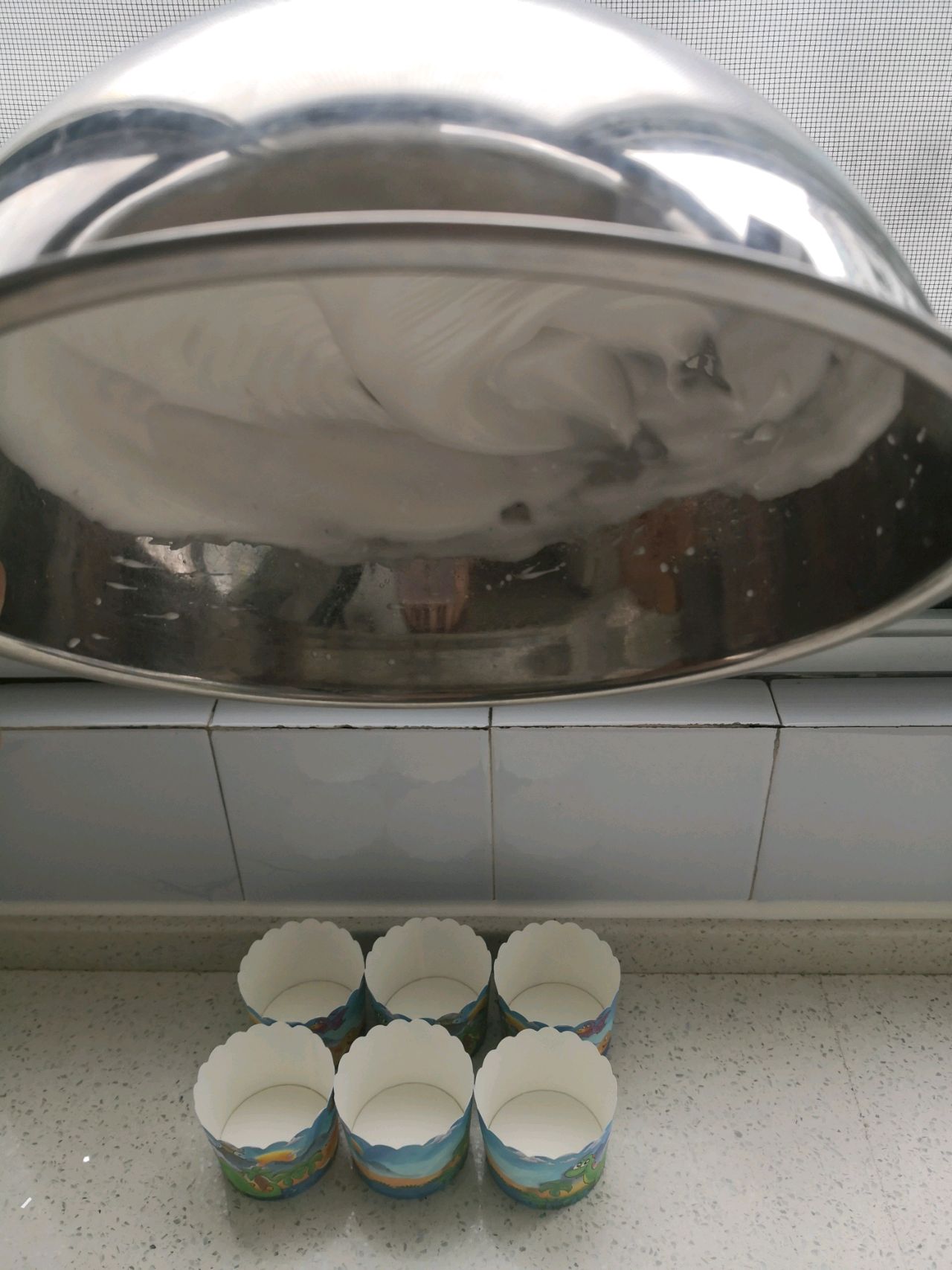 巧克力豆黄油纸杯蛋糕