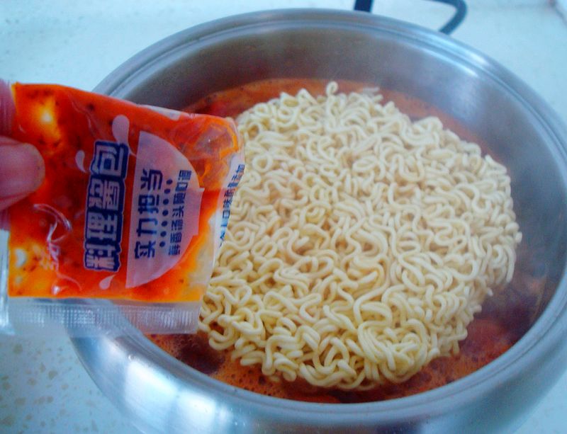 茄汁鸡蛋泡面