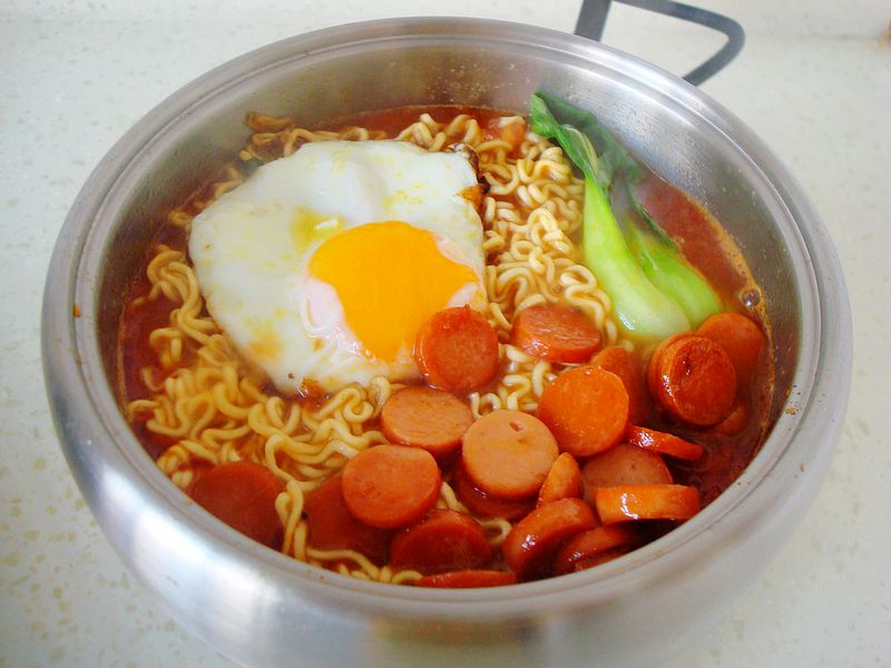 茄汁鸡蛋泡面
