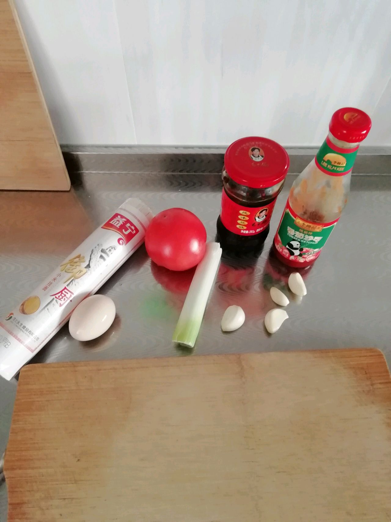 茄汁酸汤面