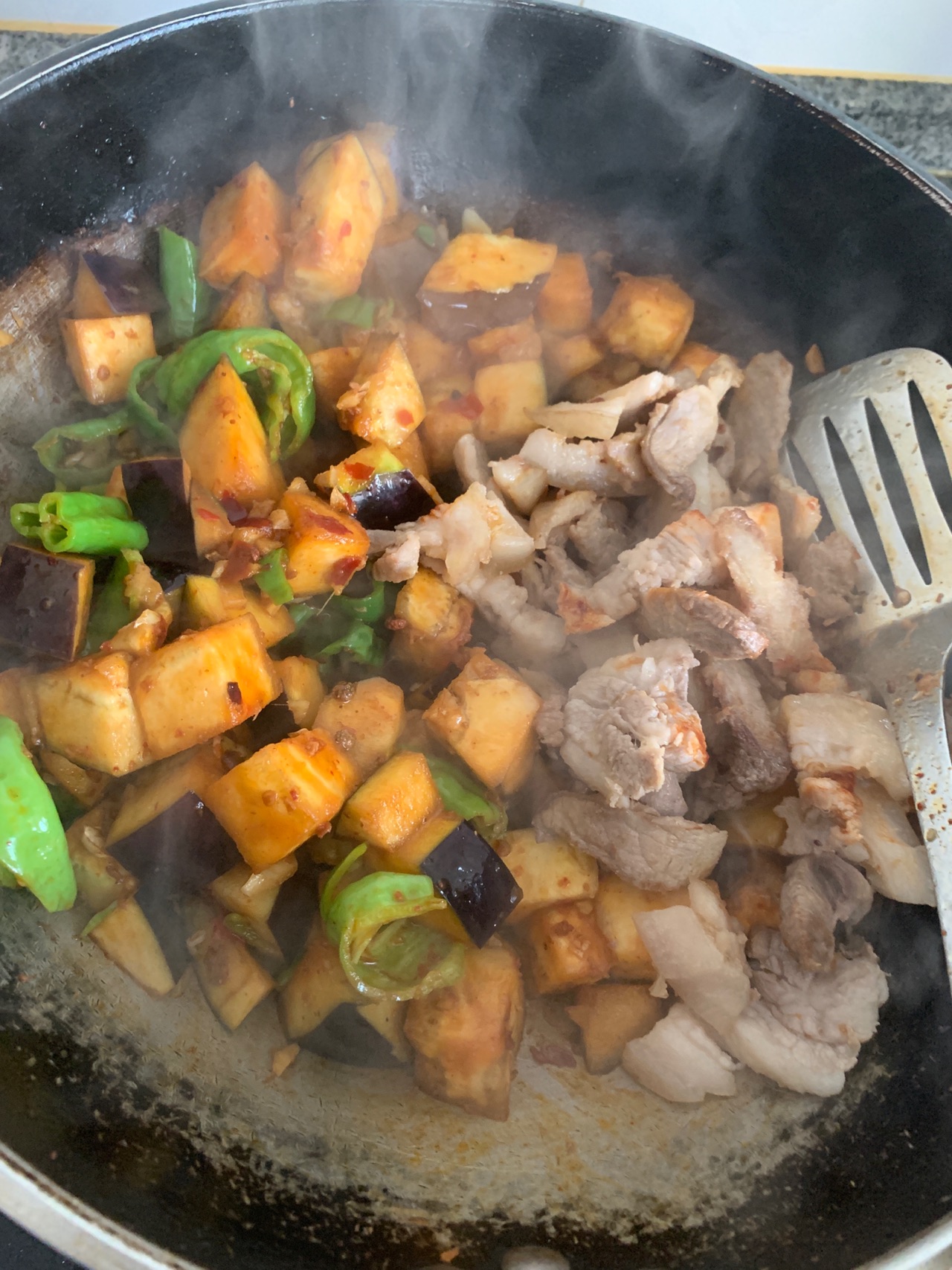 茄子炒肉片