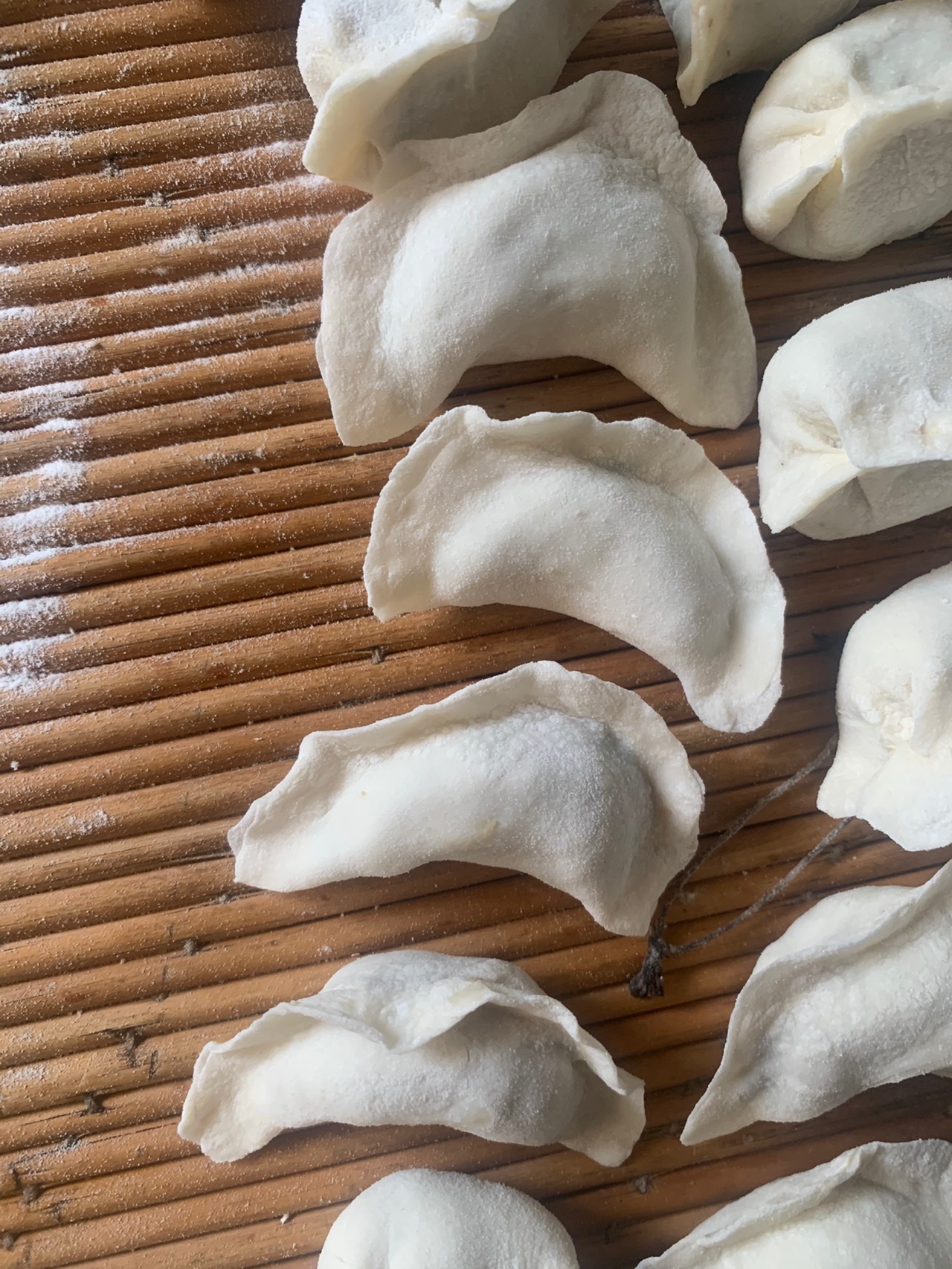 茄子饺子