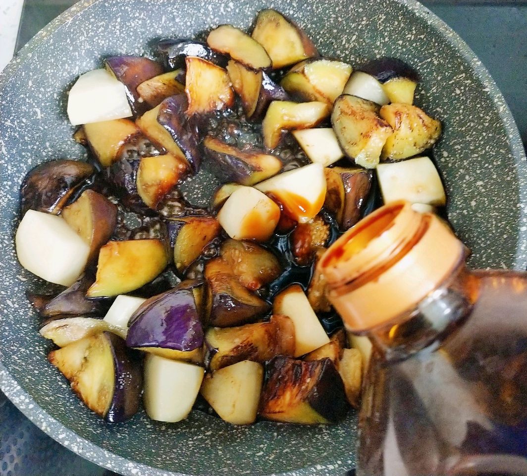 茄子焖饭