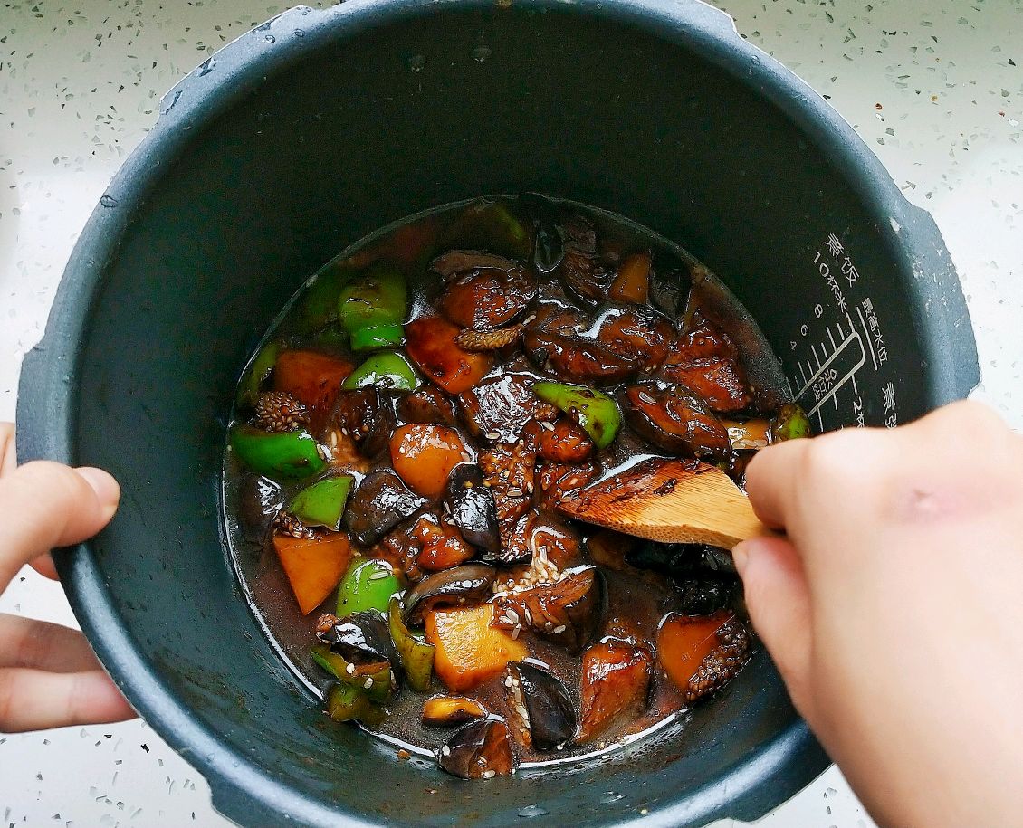 茄子焖饭