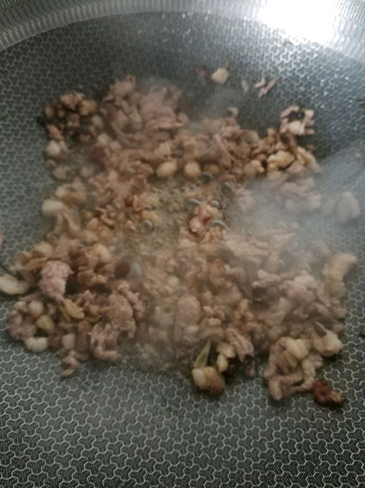 茄子羊肉梨子盖浇面