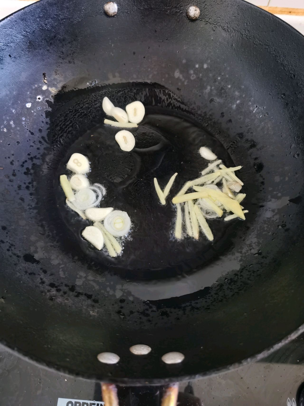 芹菜炒牛里脊