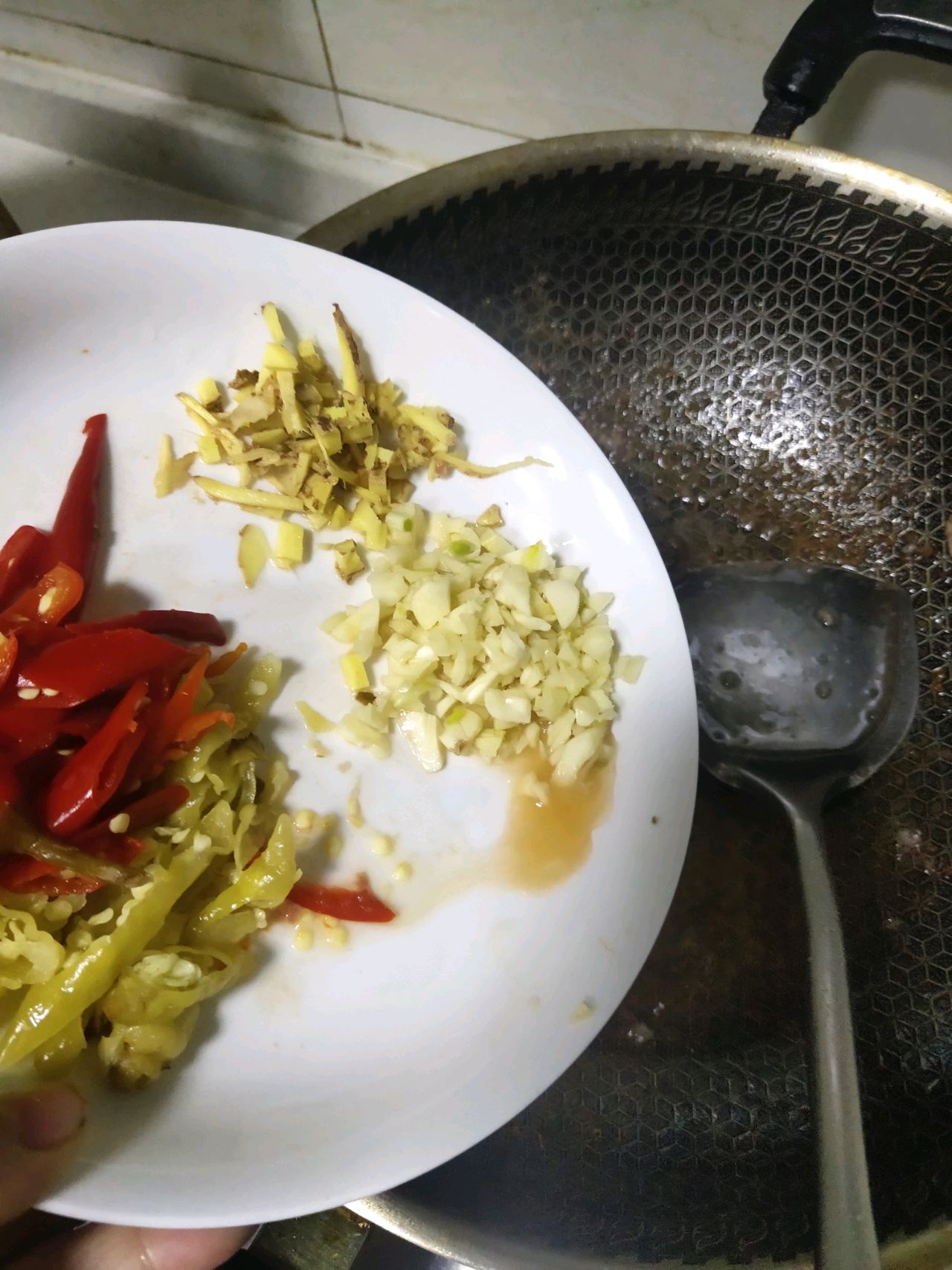 芹菜炒牛肉