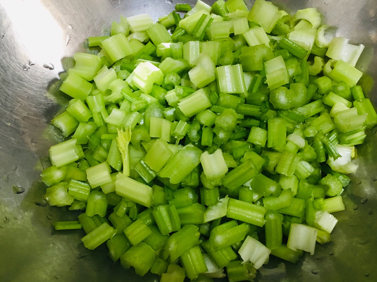 芹菜腐竹小炒