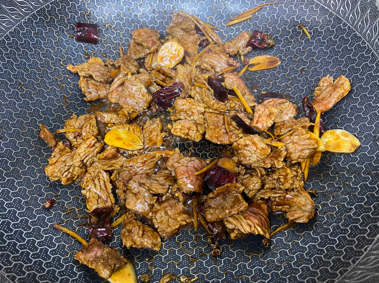 【芹菜牛肉】
