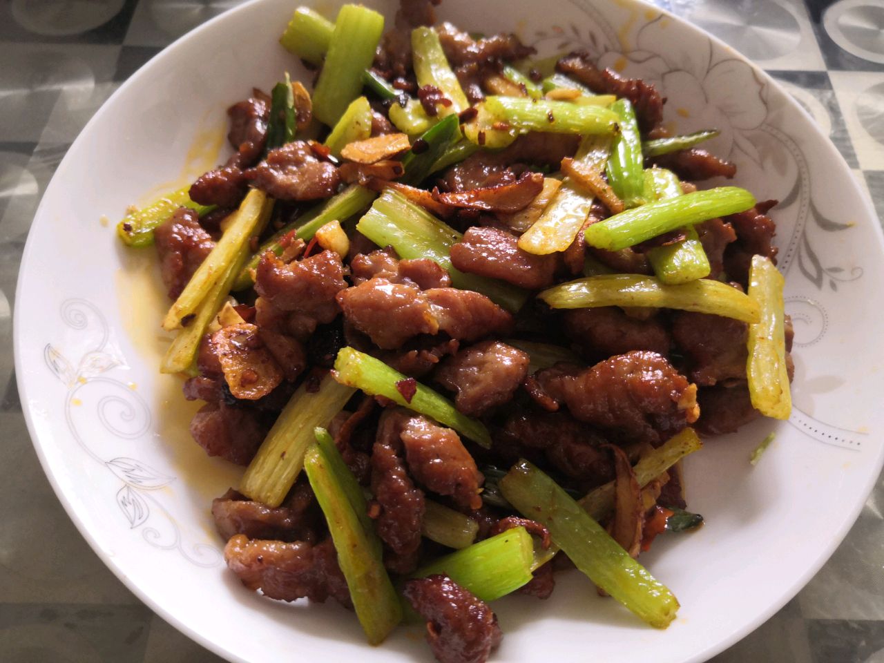 芹菜牛肉丝