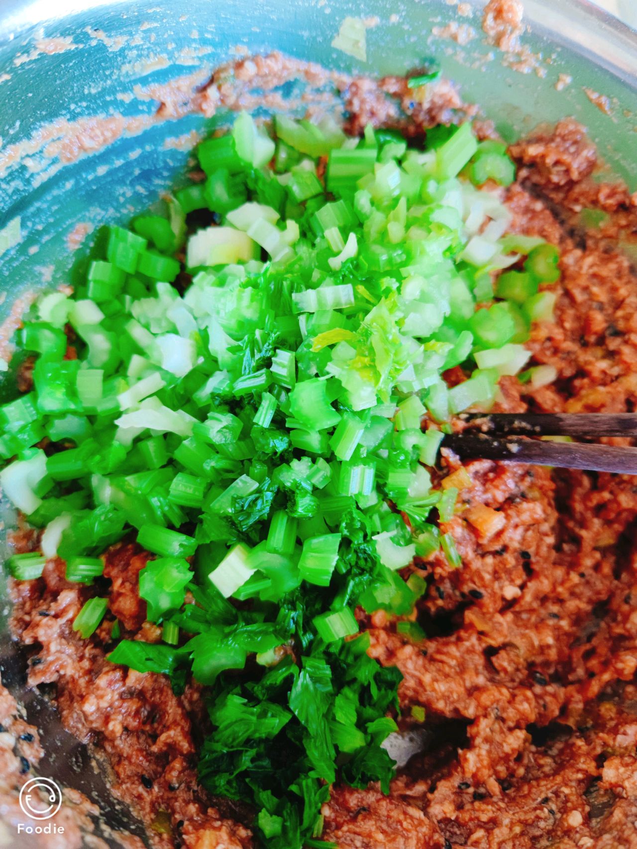 芹菜牛肉馅猫耳馄饨
