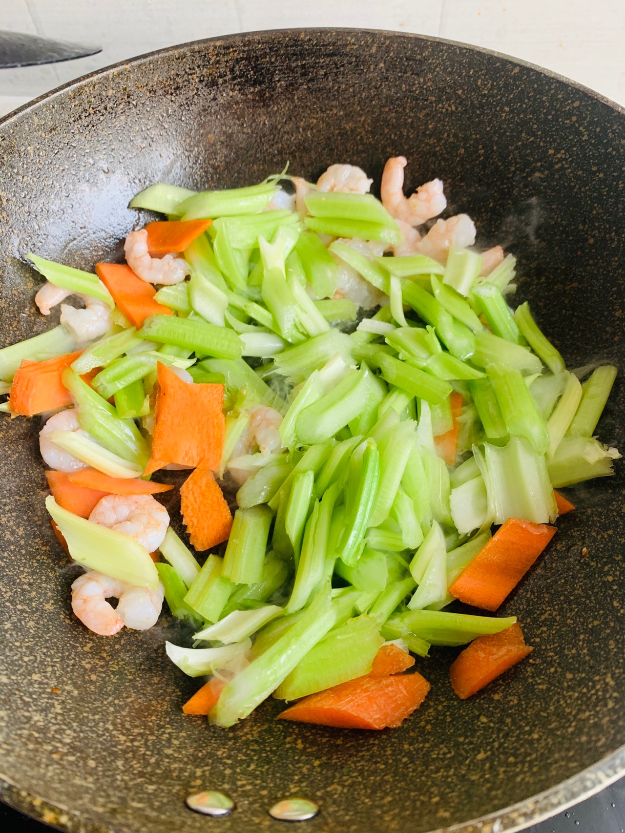 芹菜虾仁
