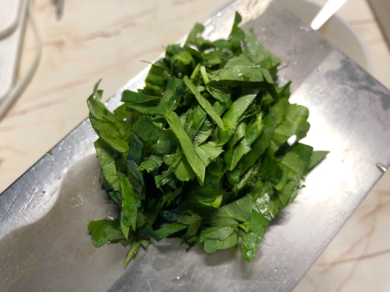 芹菜叶炒鸡蛋