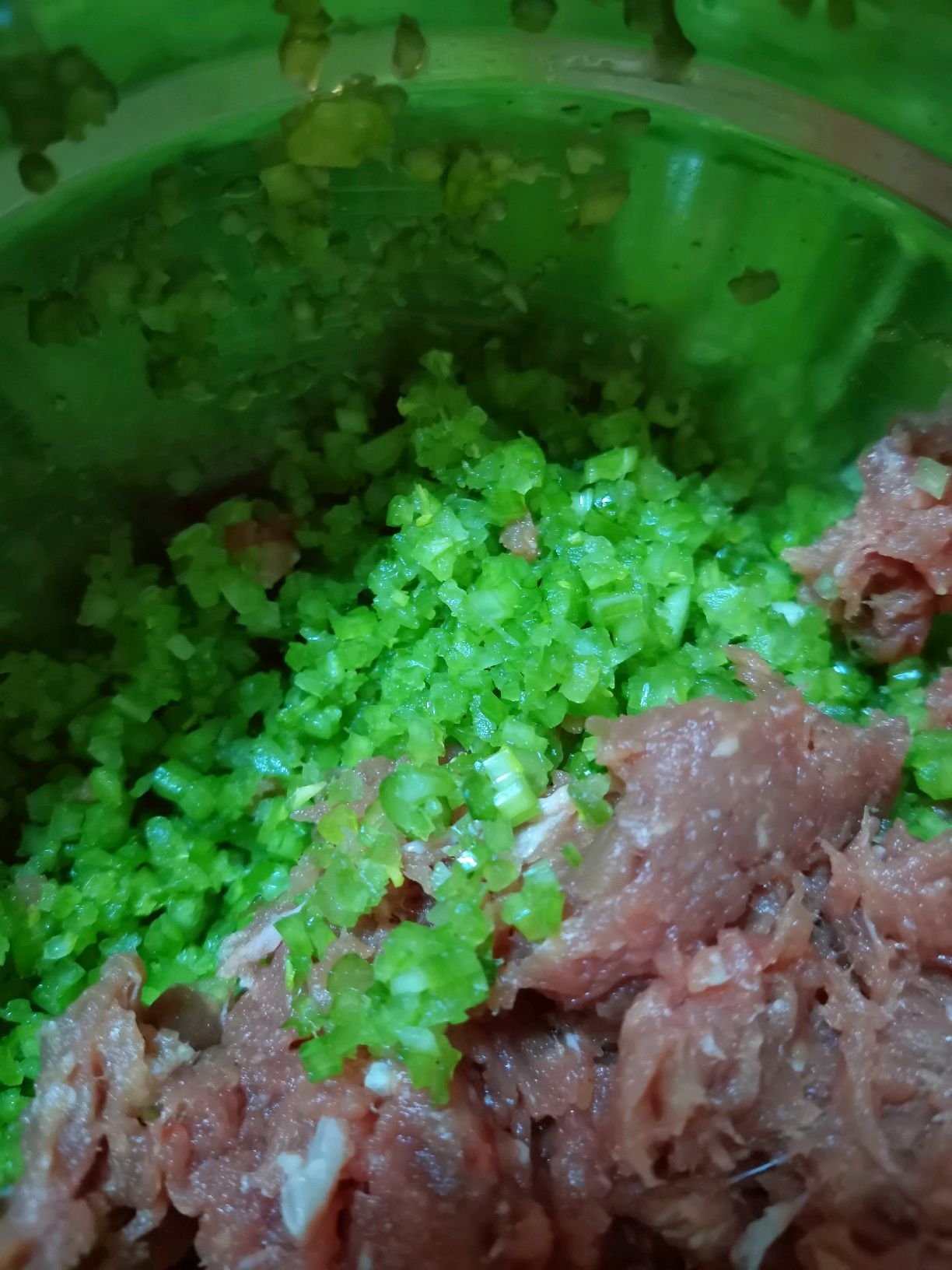 芹菜猪肉馅饺子