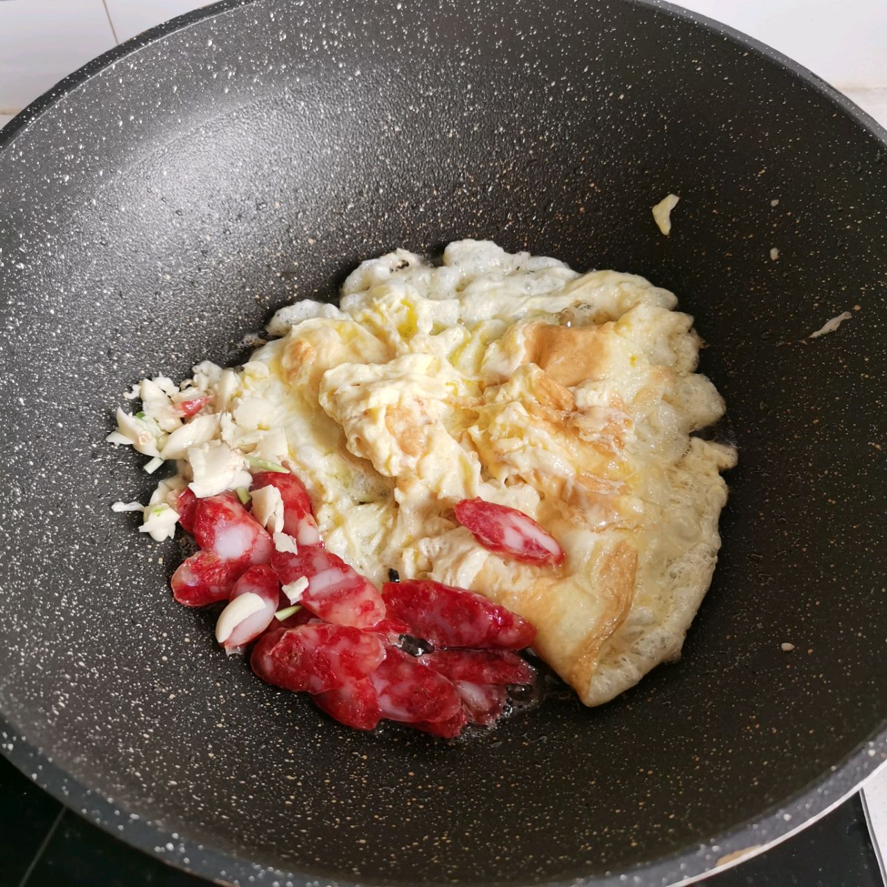 青菜鸡蛋炒米粉