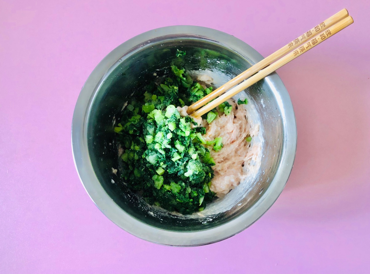 青菜鲜肉汤圆