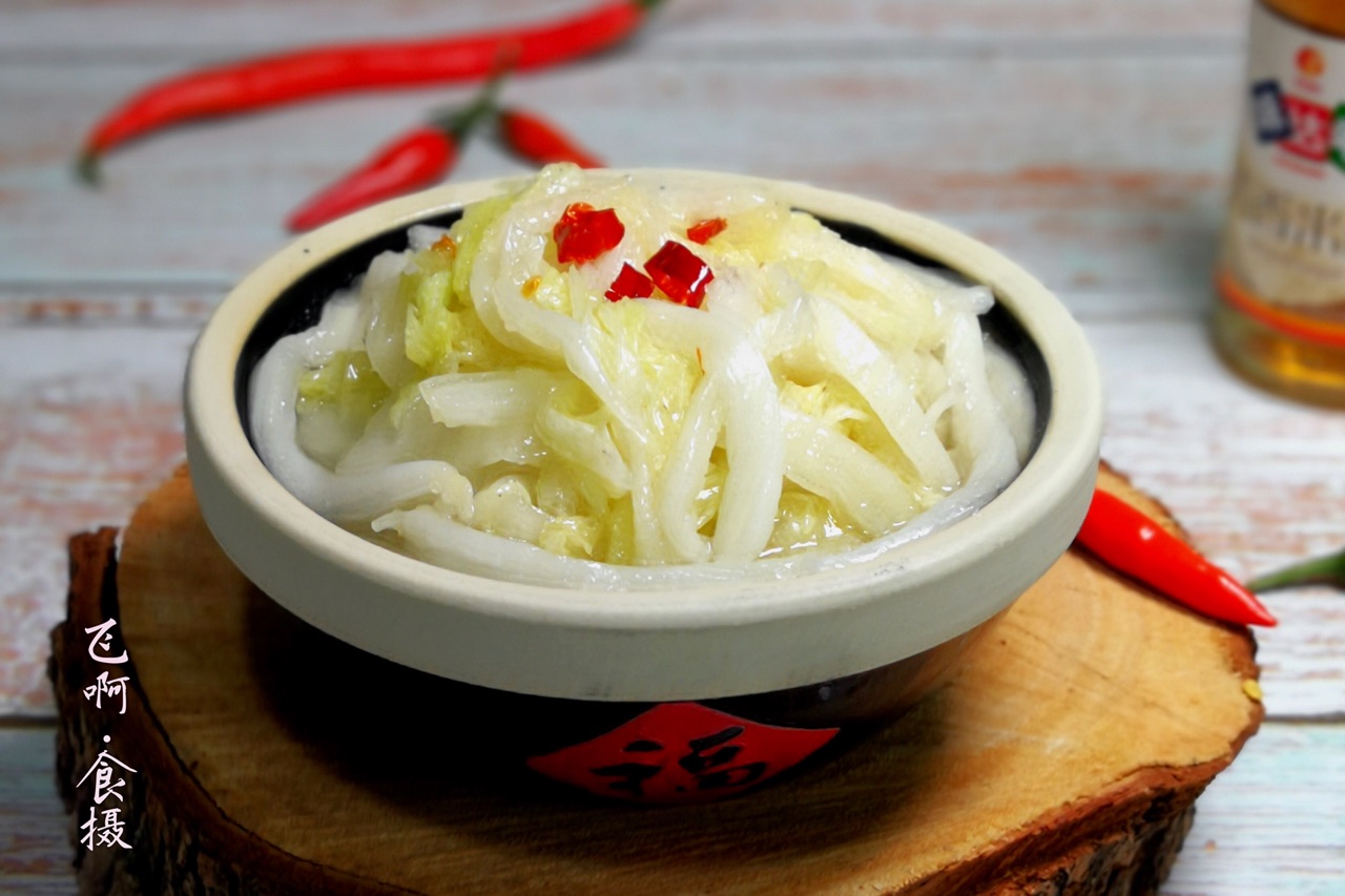 清脆爽口酸辣白菜