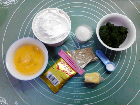 青翠茼蒿面包