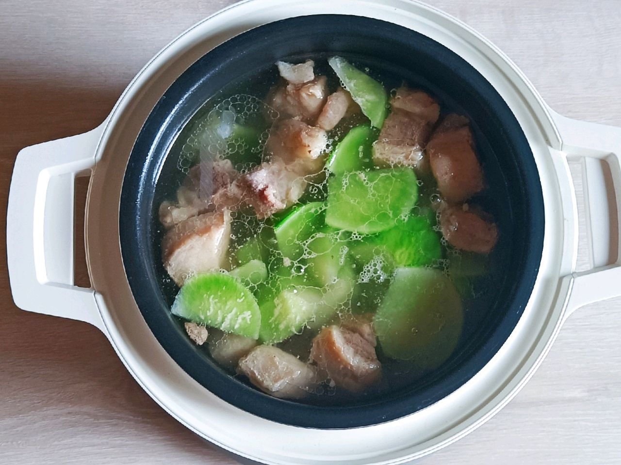 清炖萝卜牛腩