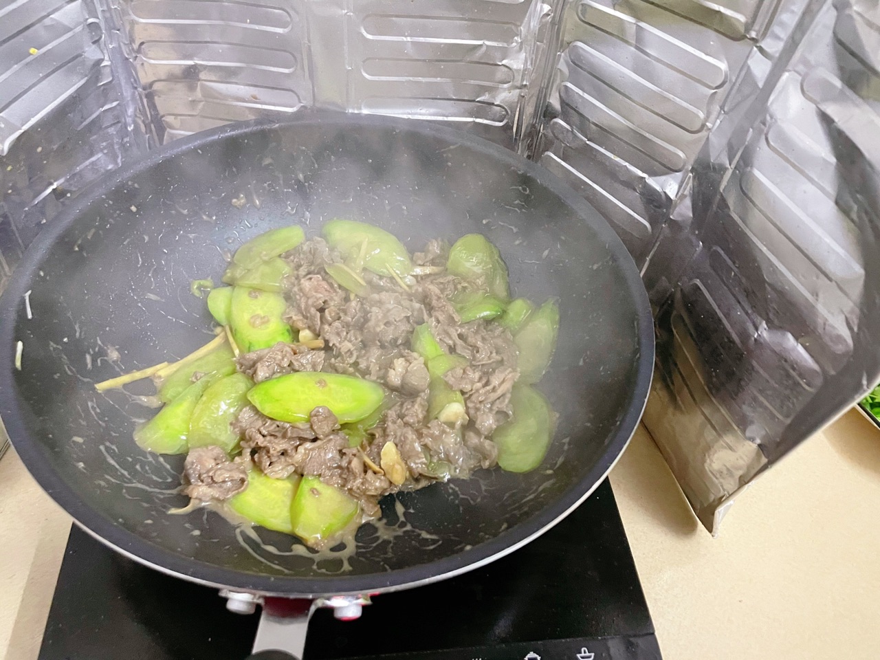 青瓜炒牛肉