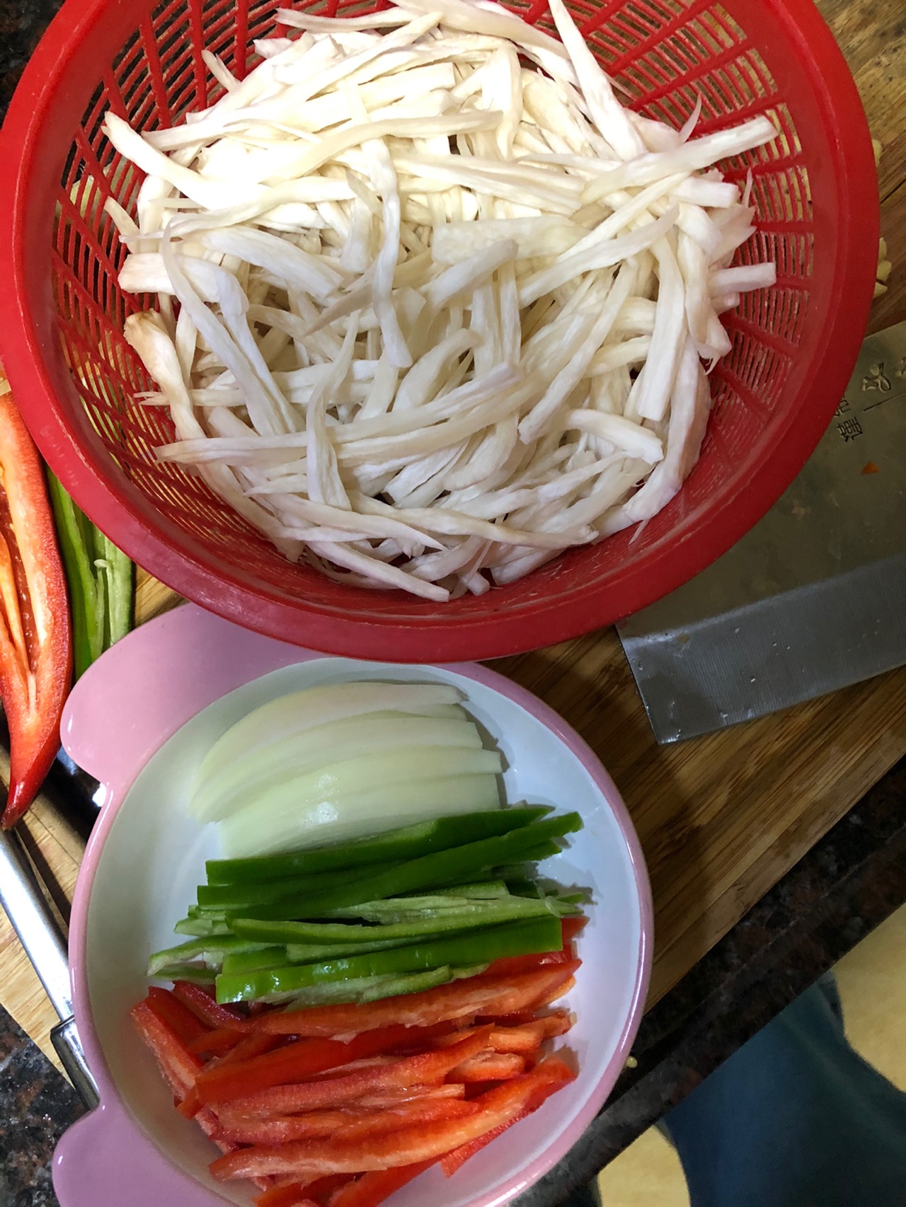 青红椒炒杏鲍菇