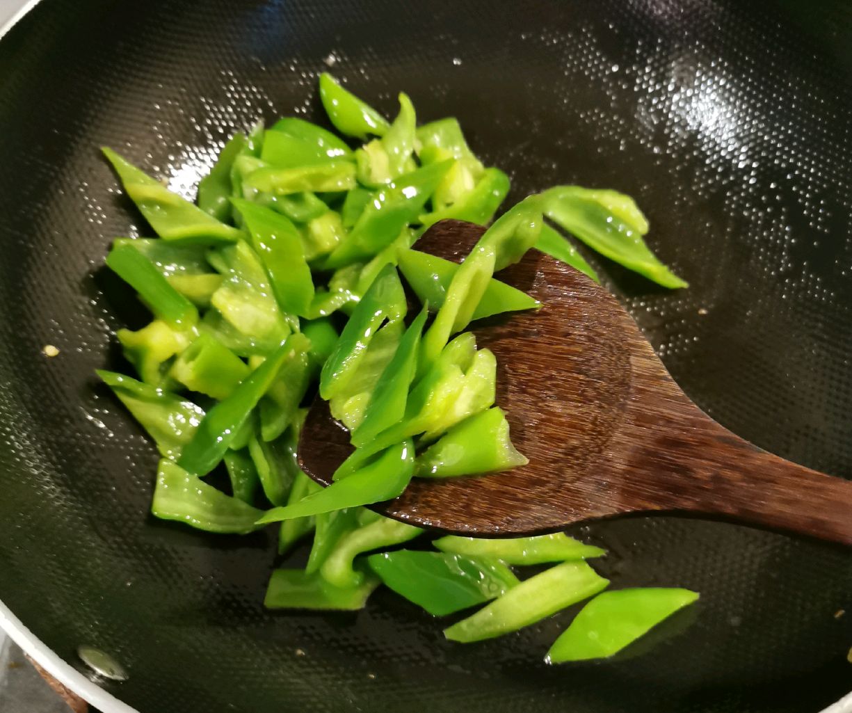 青椒炒鸡蛋