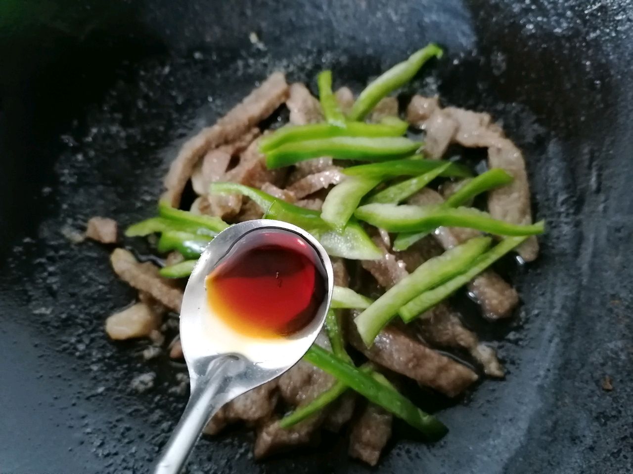 青椒炒牛肉