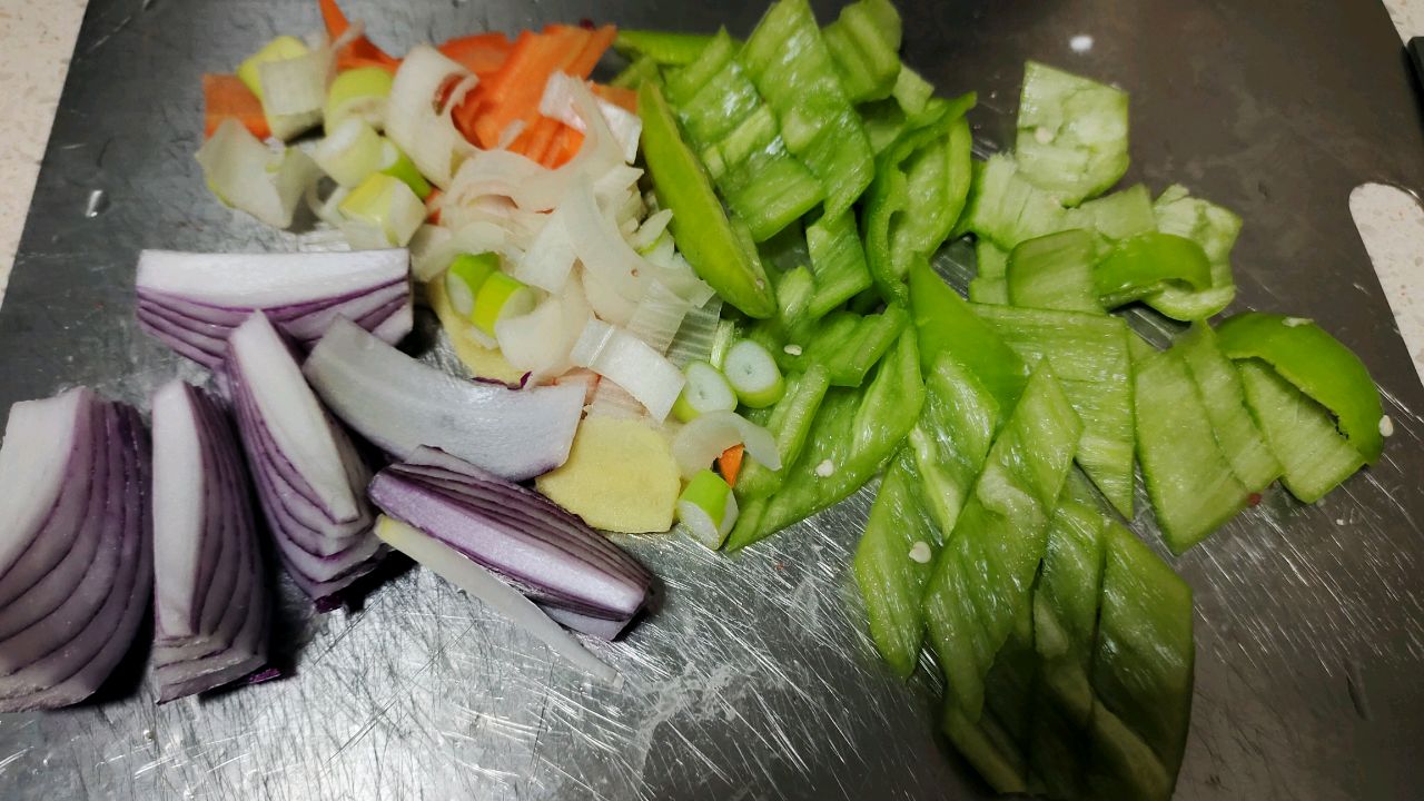 青椒炒牛肉 鲜嫩可口 刚刚好