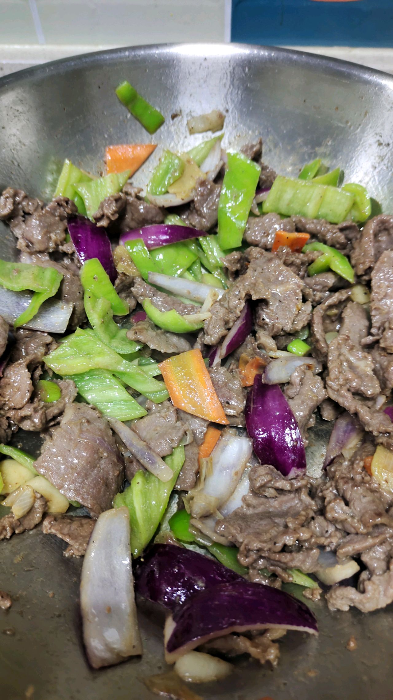青椒炒牛肉 鲜嫩可口 刚刚好
