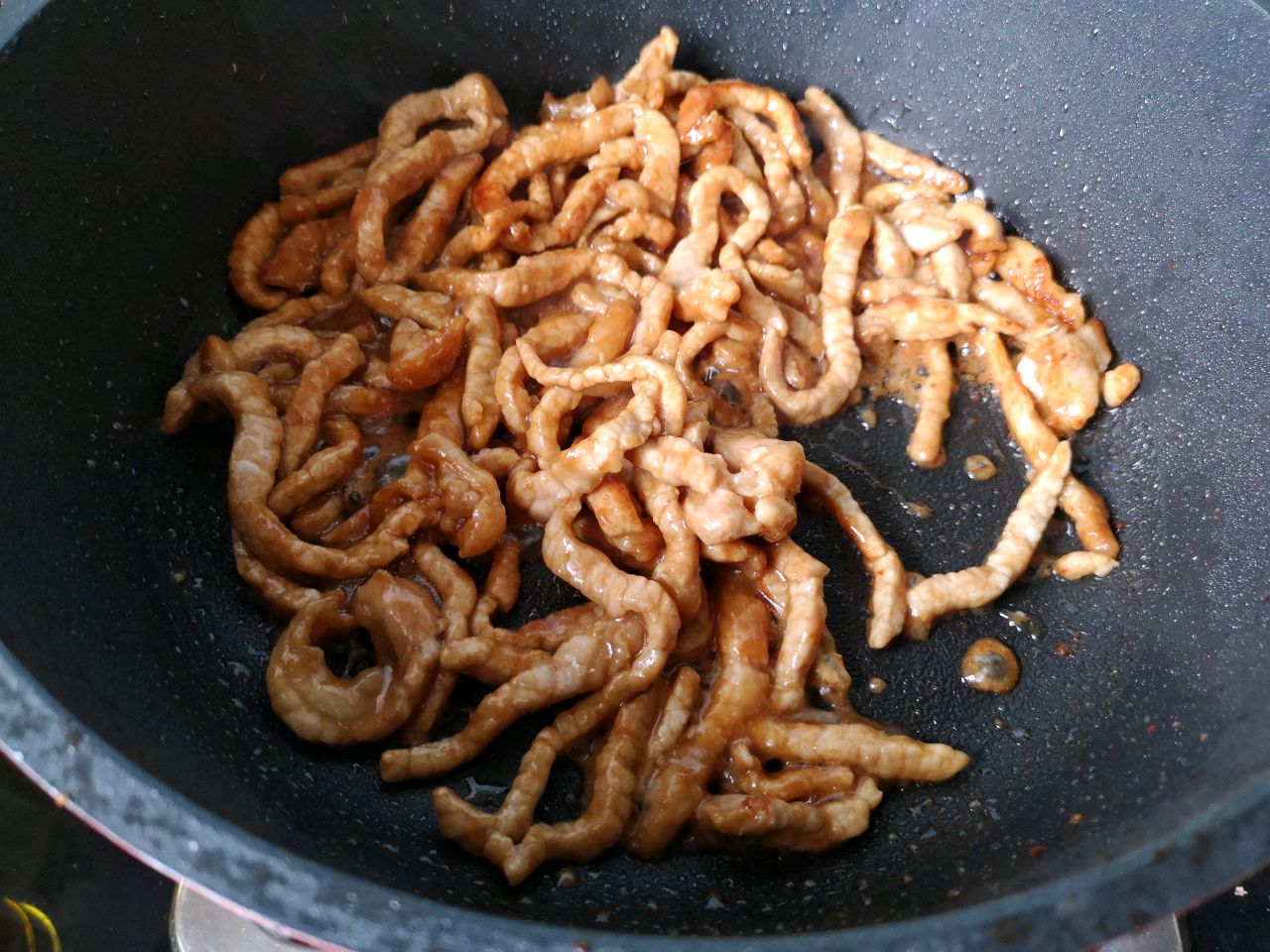 青椒炒肉丝