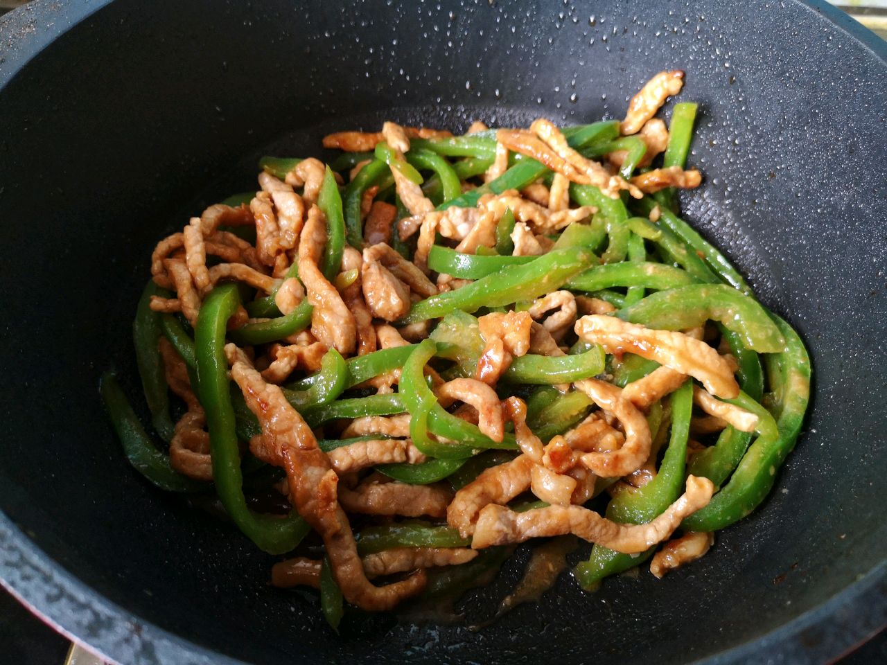 青椒炒肉丝