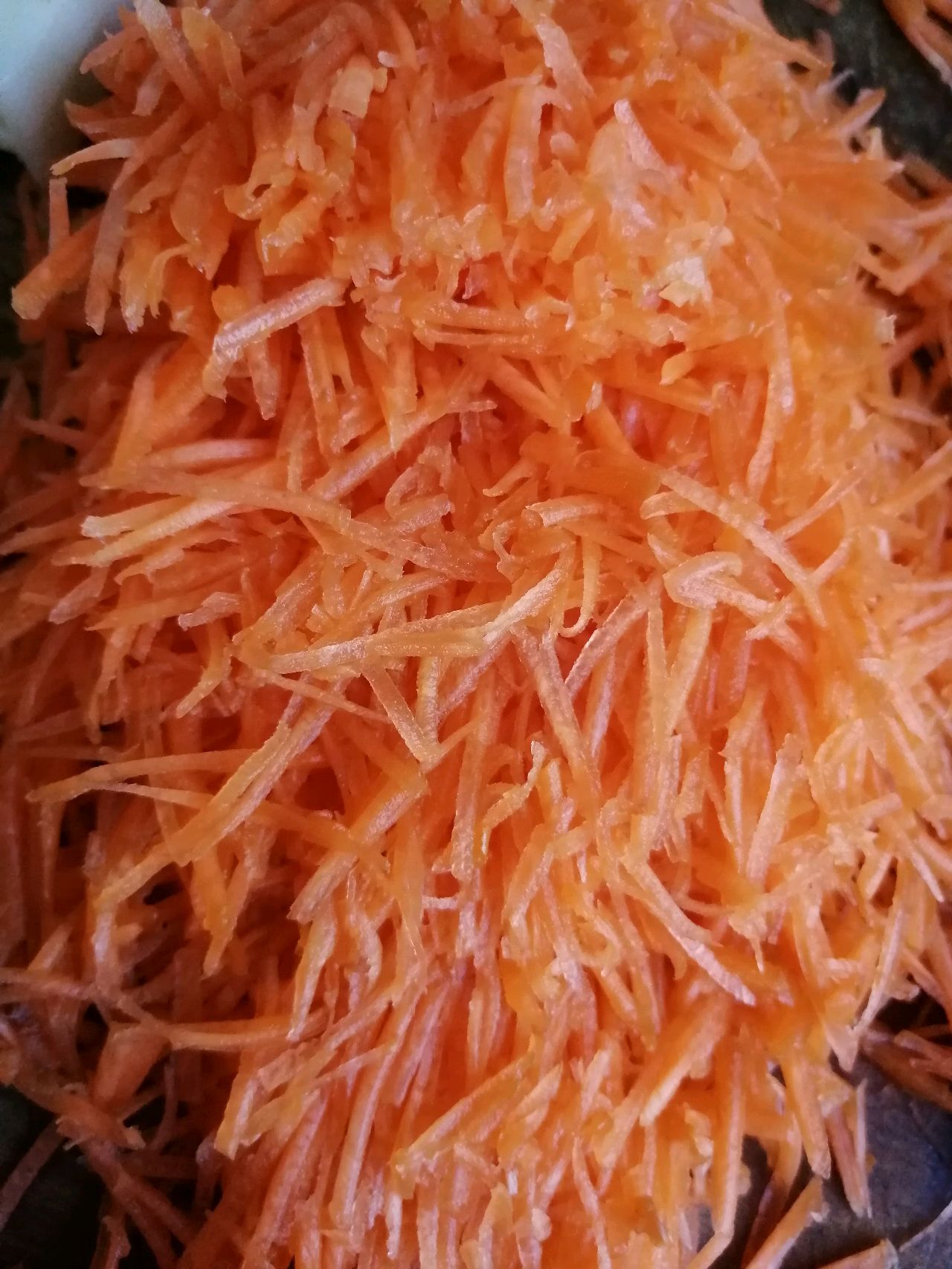 青椒胡萝卜馅蒸饺