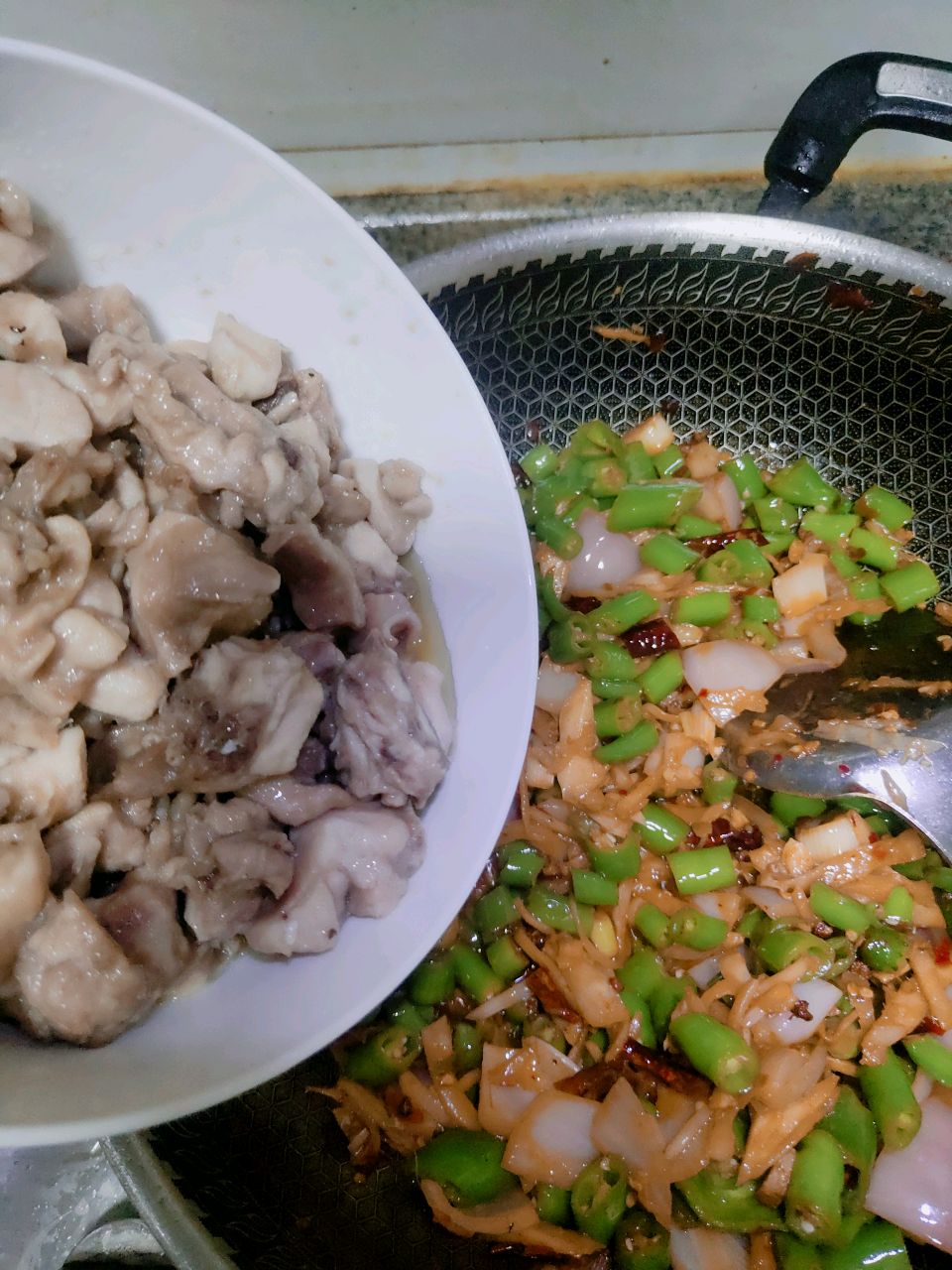 青椒泡姜兔