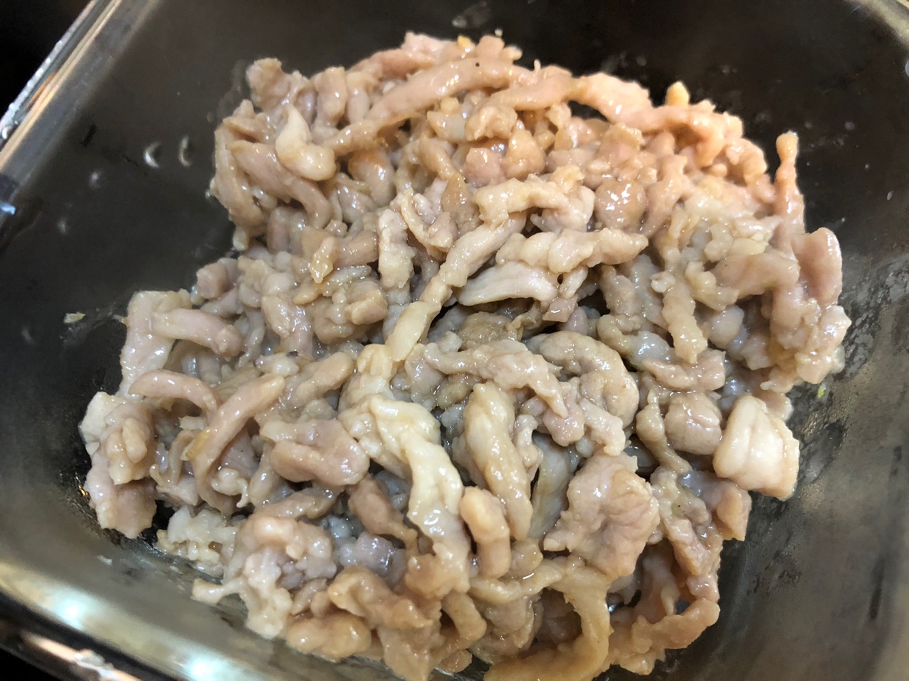 青椒香干炒肉丝