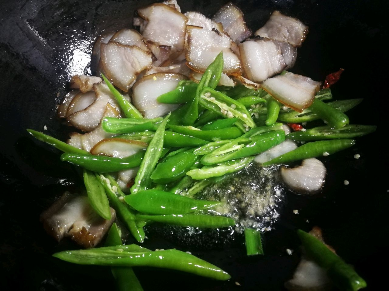 青辣椒炒腊肉